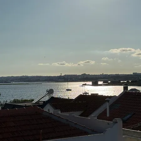 Belart Boutique Bay View Near Lisbon *
