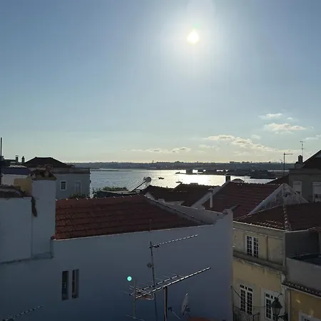 Belart Boutique Bay View Near Lisbon Apartamento *