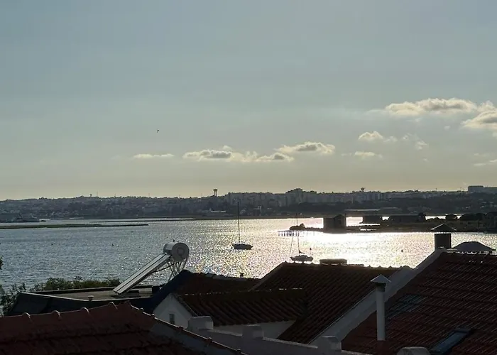 Belart Boutique Bay View Near Lisbon *